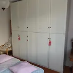 Casa Leda Apartment